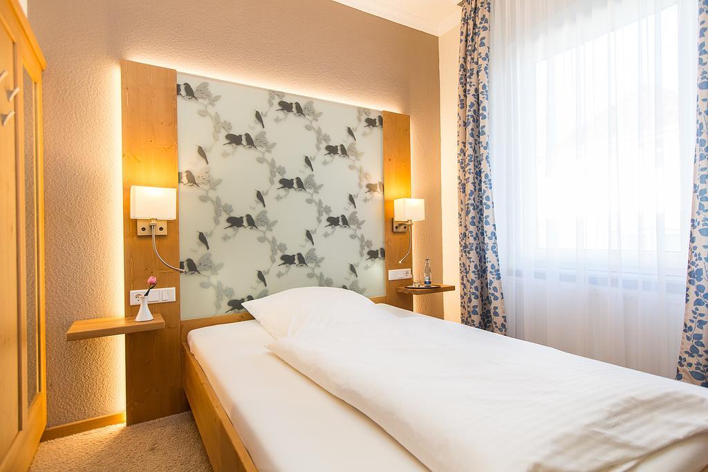 Hotel Bellevue Лауенбург Стая снимка