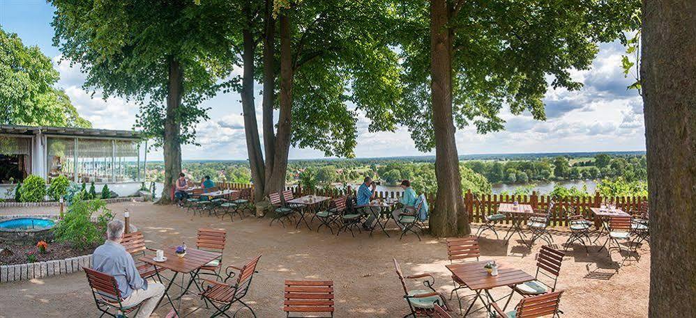 Hotel Bellevue Лауенбург Екстериор снимка